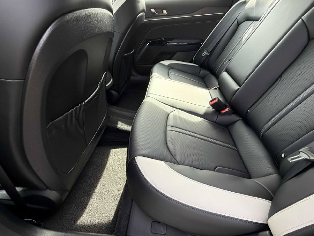 New 2026 Kia K5 GT-Line w/ GT-Line Premium Package FWD image 11