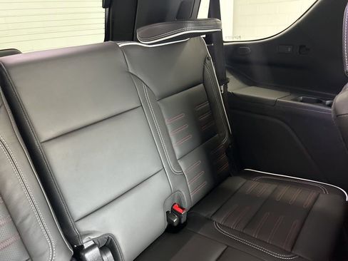 Used 2025 GMC Yukon AT4 Ultimate w/ LPO, Floor Liner Package image 36