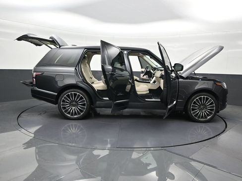Used 2021 Land Rover Range Rover P525 Westminster Edition LWB AWD/4WD image 32