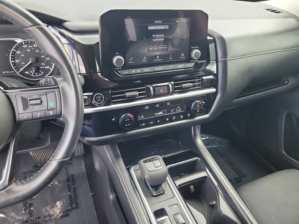 Used 2023 Nissan Pathfinder SV w/ SV Premium Package AWD/4WD image 22