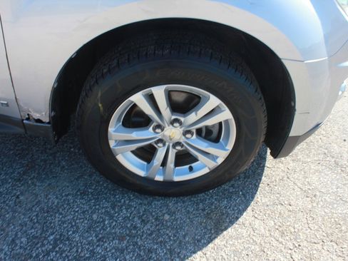 Used 2010 Chevrolet Equinox LT AWD/4WD image 49