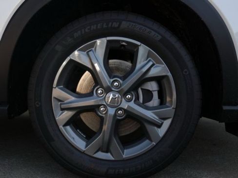 New 2026 Honda HR-V LX image 5