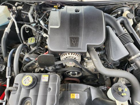 Used 2006 Lincoln Town Car Signature Limited RWD image 33