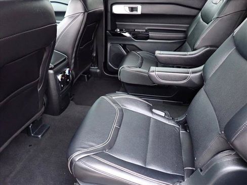 Used 2023 Ford Explorer ST w/ Equipment Group 401A AWD/4WD image 10