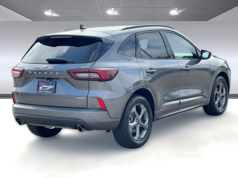 Used 2023 Ford Escape ST-Line image 9