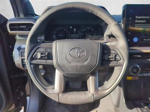 Certified 2025 Toyota Tacoma TRD Off-Road w/ TRD Off Road Premium Package AWD/4WD image 11