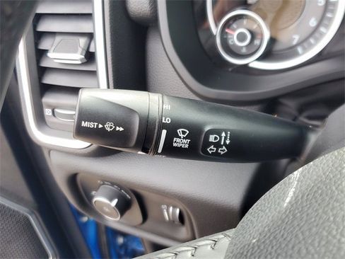 Used 2024 RAM 1500 Laramie image 28