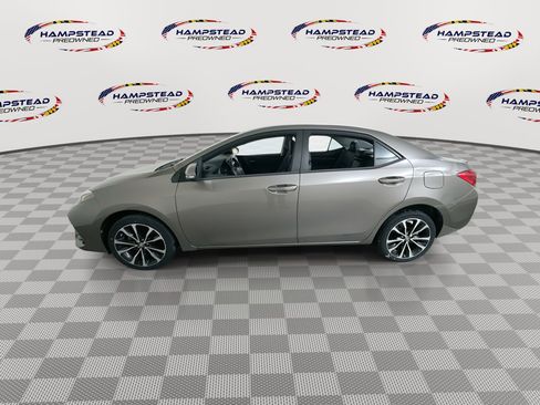 Used 2017 Toyota Corolla SE image 5