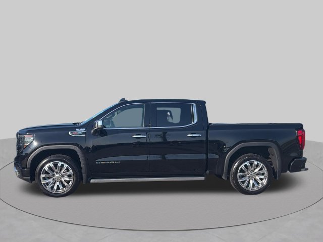 Used 2024 GMC Sierra 1500 Denali AWD/4WD image 2