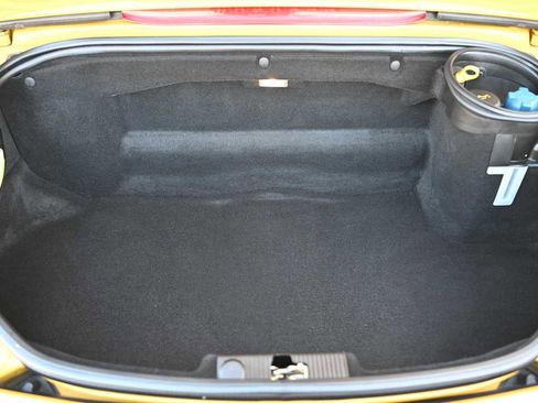 Used 2004 Porsche Boxster image 24