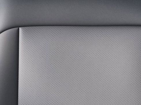 New 2025 Hyundai Ioniq 6 Limited image 17