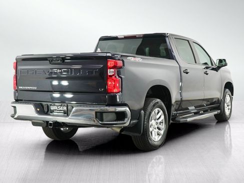 Used 2023 Chevrolet Silverado 1500 LT AWD/4WD image 5