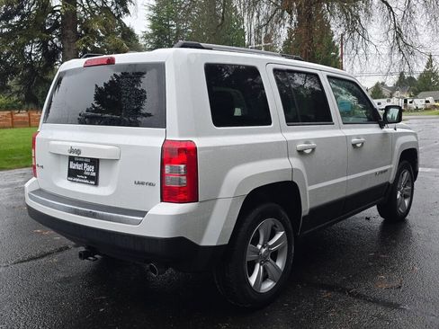 Used 2014 Jeep Patriot Limited w/ Sun/Sound Group image 6