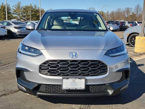 Certified 2023 Honda HR-V LX image 2