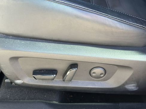 Used 2023 Mitsubishi Outlander SE Black Edition image 18