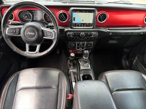 Used 2018 Jeep Wrangler Unlimited Rubicon w/ Dual Top Group AWD/4WD image 15