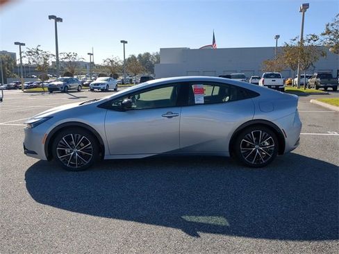 New 2026 Toyota Prius XLE image 7