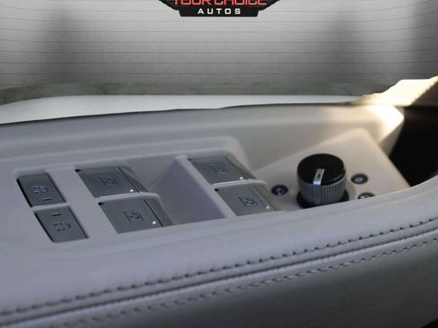 Used 2019 Audi e-tron Prestige image 31