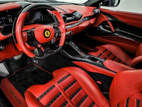 Used 2023 Ferrari 812 GTS RWD image 24