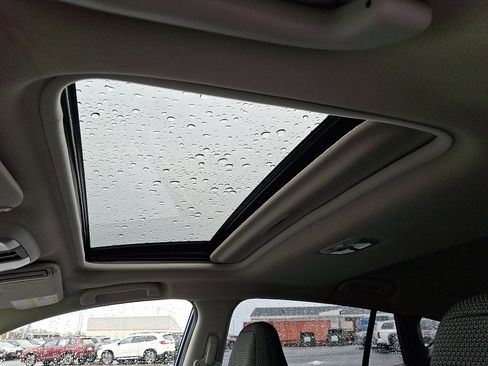 Certified 2024 Subaru Crosstrek 2.0i Premium image 15