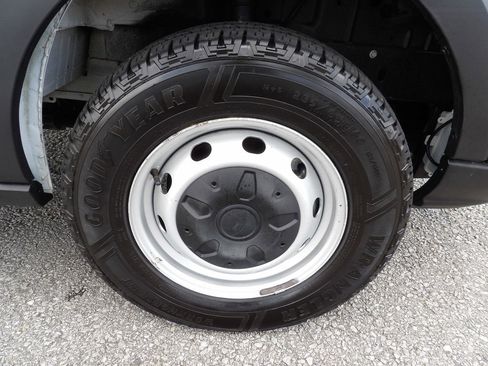 Used 2019 Ford Transit 250 138 image 41