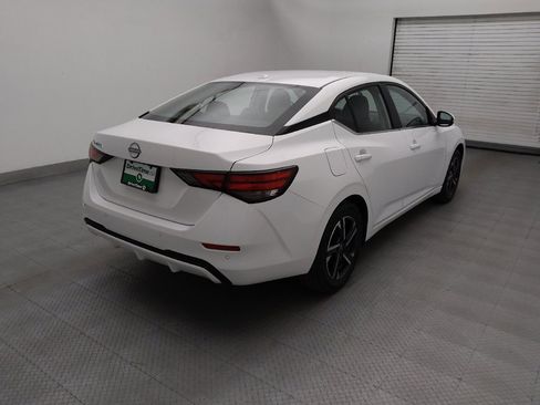 Used 2025 Nissan Sentra SV FWD image 9