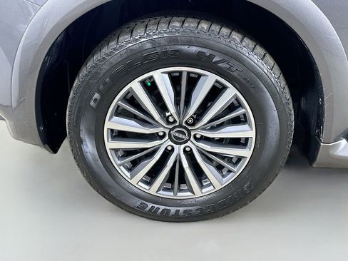 Used 2022 Nissan Armada SV w/ SV Appearance Package AWD/4WD image 8