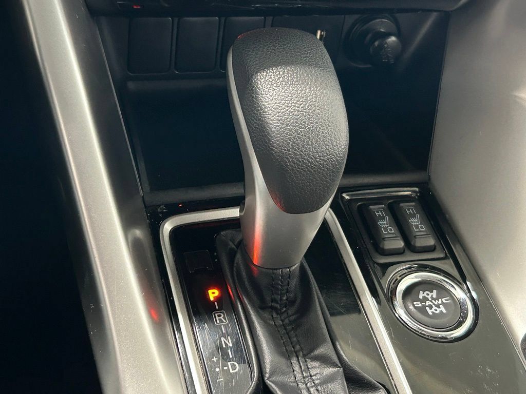 Used 2023 Mitsubishi Eclipse Cross LE AWD/4WD image 24