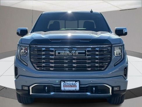Used 2025 GMC Sierra 1500 Denali Ultimate image 9