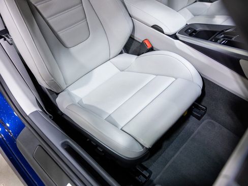 Used 2021 Porsche 911 Turbo S image 30