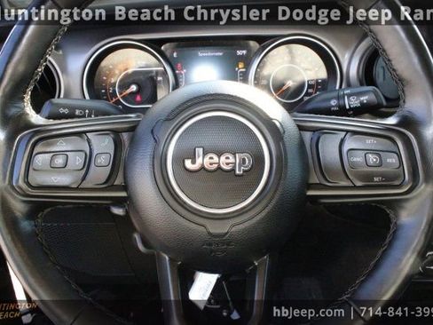 Used 2022 Jeep Gladiator Sport image 20