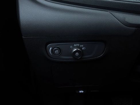 Used 2025 Buick Encore GX Preferred FWD image 20