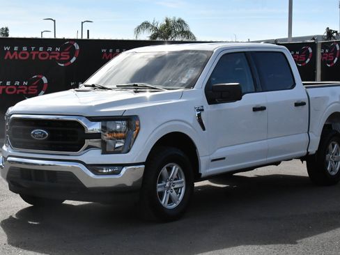 Used 2023 Ford F150 XLT w/ Equipment Group 301A Mid image 3