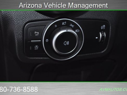 Used 2018 Alfa Romeo Stelvio Ti Sport image 42