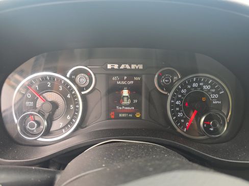 Used 2019 RAM 1500 Big Horn AWD/4WD image 7