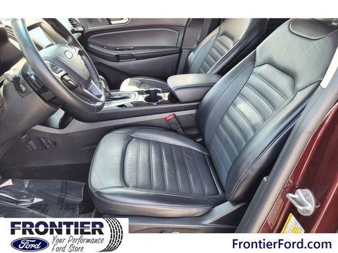 Used 2017 Ford Edge SEL w/ Equipment Group 201A AWD/4WD image 19