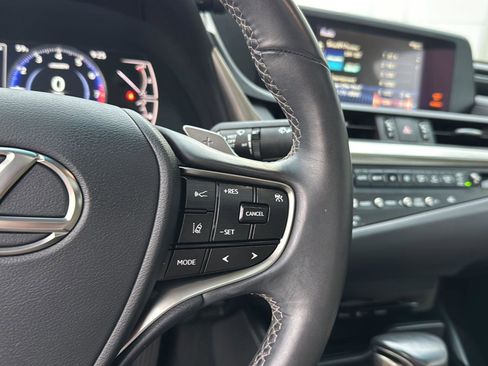 Certified 2021 Lexus ES 350 w/ Accessory Package image 19