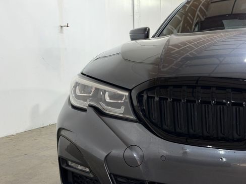 Used 2019 BMW 330i Sedan w/ M Sport Package RWD image 10