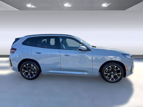 Certified 2025 BMW X3 xDrive30i image 8
