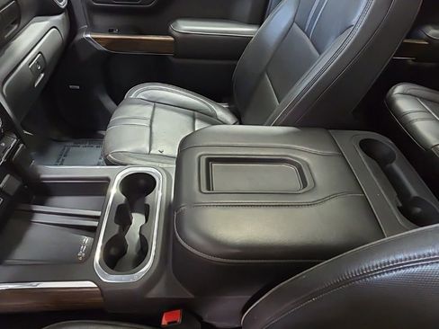 Used 2021 Chevrolet Silverado 1500 High Country w/ Technology Package image 27