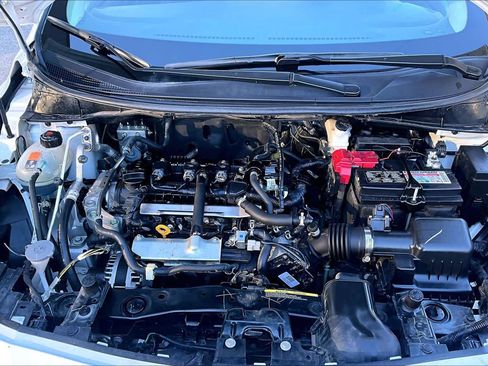 Used 2024 Nissan Versa SR image 31