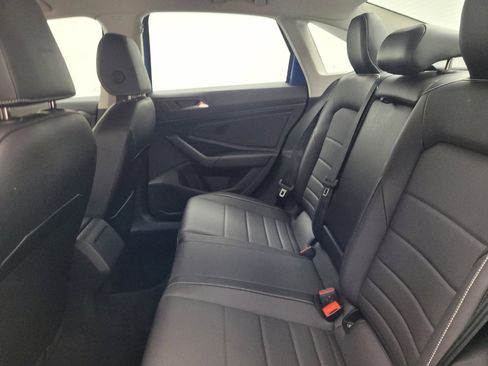 Used 2024 Volkswagen Jetta SE FWD image 18