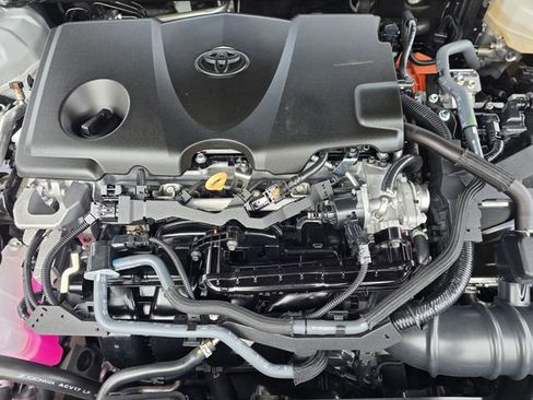 Used 2025 Toyota Camry XSE image 24