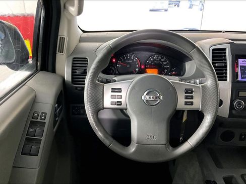 Used 2013 Nissan Frontier SV w/ SV Value Truck Pkg image 4