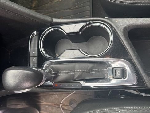 Certified 2022 Buick Encore GX Essence w/ Experience Buick Package image 54