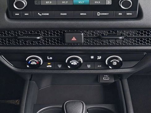 Used 2025 Honda HR-V LX image 18