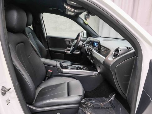 Certified 2022 Mercedes-Benz GLB 250 image 16