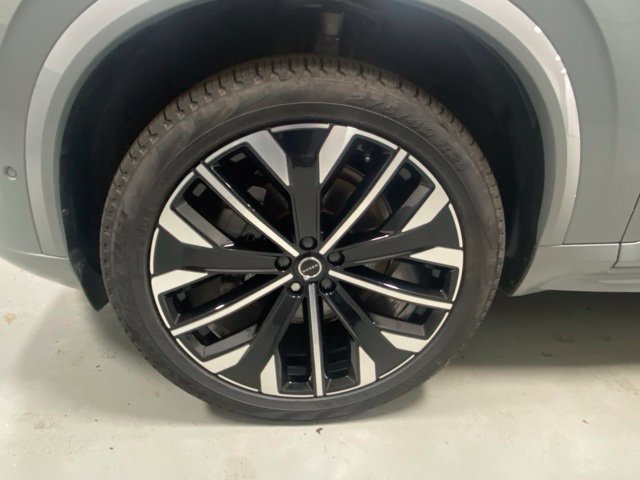 Used 2026 Volvo XC90 B6 Plus AWD/4WD image 5