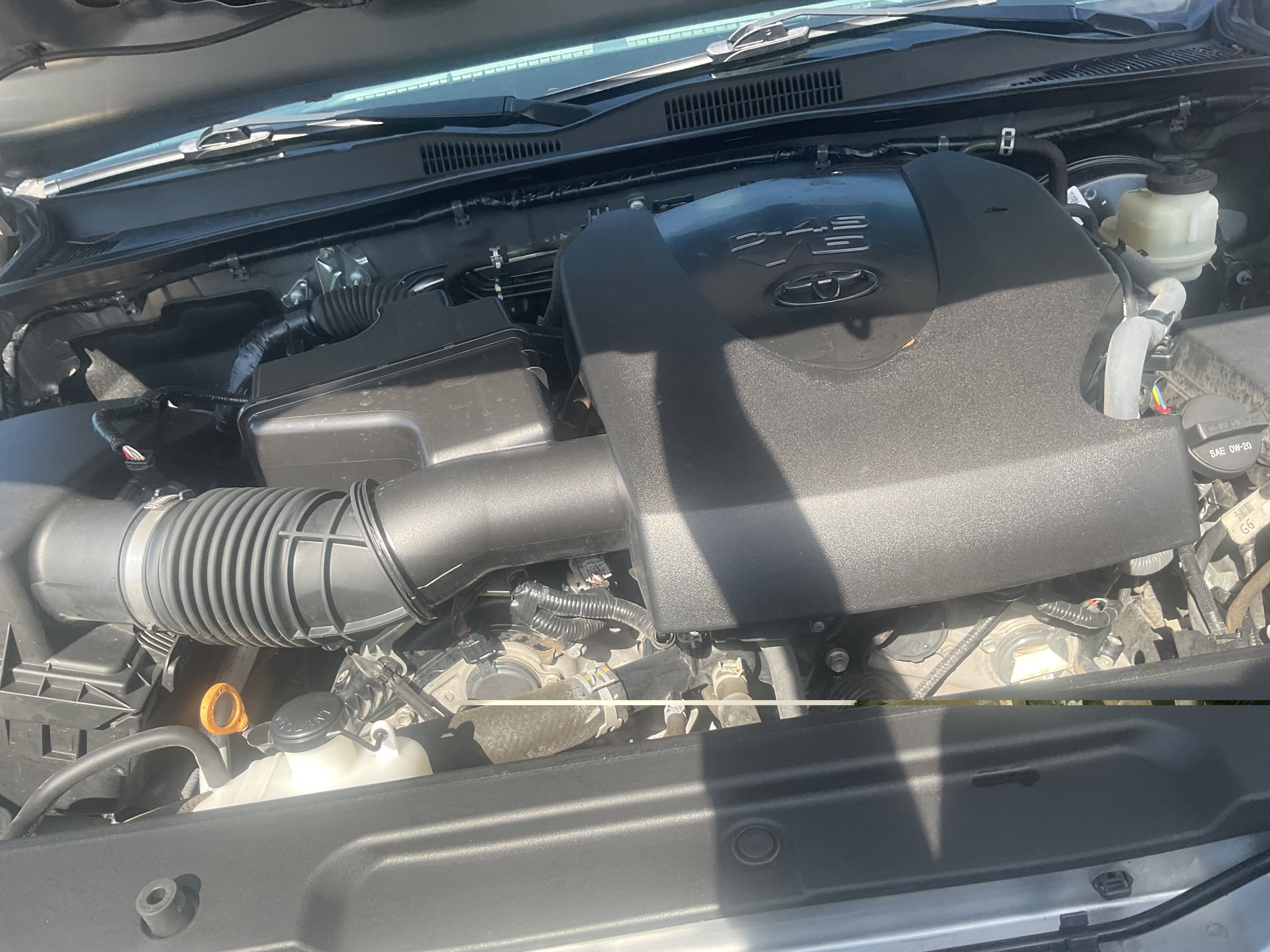 Used 2021 Toyota Tacoma SR5 AWD/4WD image 12