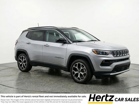 Used 2025 Jeep Compass Limited image 1